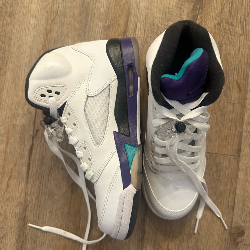 Nike Air Jordan 5 Retro "Grape" Kids - Picture 5 of 12